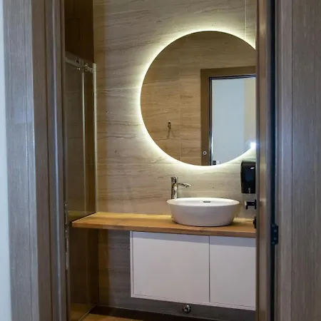 Satelit Lux * زلاتيبور