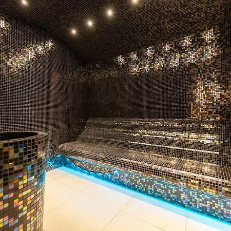 منتجع Satelit Lux *